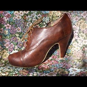Brown Lace-Up Heels